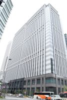 2015年に竣工した「鉄鋼ビル本館」は地上26階建て、延べ床面積約35,392坪の大規模オフィスビル