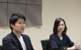 経営管理グループ　工藤長人氏（左）と佐野なおみ氏（右）